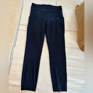 Lululemon Wunder Train High-Rise Tight with Pockets 28” Size 8!